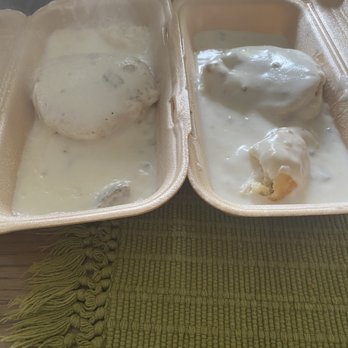 Bojangles - This is what we get. Never a whole biscuit the way it should be. It looks like they are already half eaten. Don't serve scraps. - Fast Food Near Me - Canton, Georgia