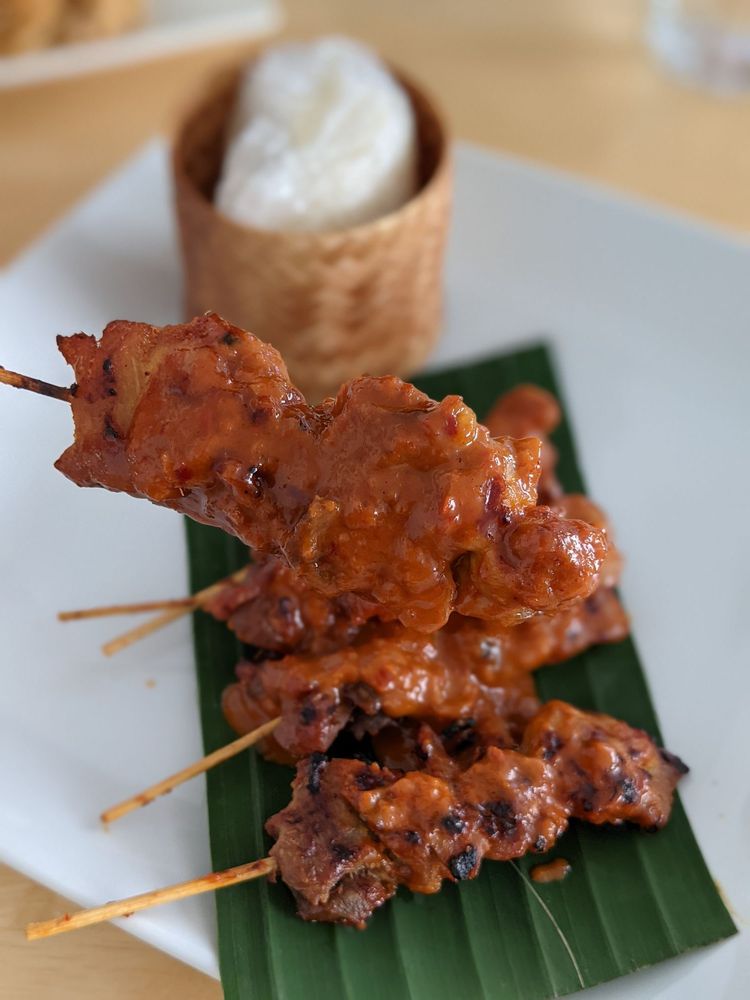 YU DE THAI RESTAURANT 310 Photos & 153 Reviews 2975 El Rancho Dr