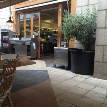Marina Bay - Open kitchen. - Seafood Near Me - Barcelona, B Marina Bay - Open kitchen. - Seafood Near Me - Barcelona, B