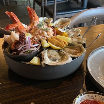 Sparrow + Wolf - Seafood platter - New American Near Me - Las Vegas, Nevada Sparrow + Wolf - Seafood platter - New American Near Me - Las Vegas, Nevada