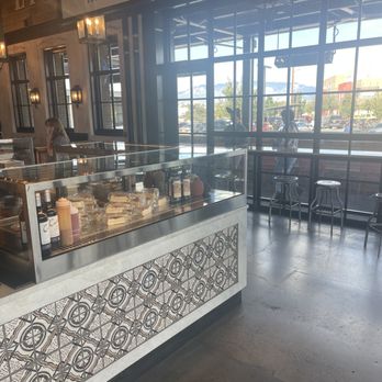 Little Madrid - ambience 1 - Spanish Near Me - Albuquerque, New Mexico