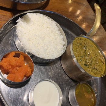 Southern Spice - Saag with lamb - Indian Near Me - Irvine, California Southern Spice - Saag with lamb - Indian Near Me - Irvine, California