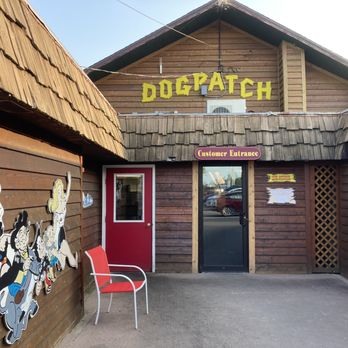 Dogpatch Restaurant - Sandwiches Near Me - Munising, Michigan