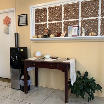Healing Sunshine Spa - Waiting room area - Massage Therapy Near Me - San Antonio, Texas