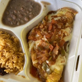 El Guero 2 - Chorizo Omelette with rice and beans. Outstanding!! - Caterers Near Me - San Diego, California El Guero 2 - Chorizo Omelette with rice and beans. Outstanding!! - Caterers Near Me - San Diego, California