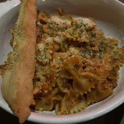 Town A Neighborhood Pub - Marinara Pasta