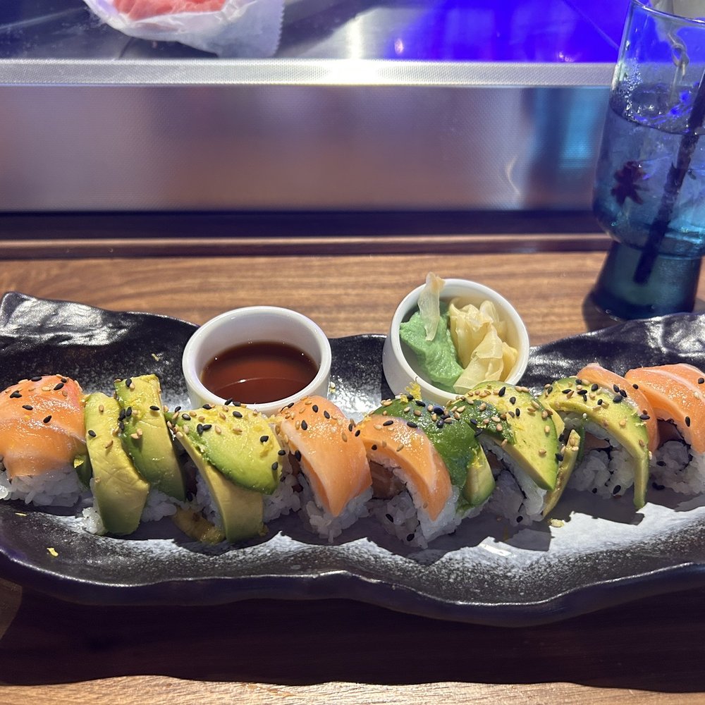Cowa Sake - Grayson Roll- Fresh and Presented Beautifully - Burgers Near Me - Hickory, North Carolina Cowa Sake - Grayson Roll- Fresh and Presented Beautifully - Burgers Near Me - Hickory, North Carolina