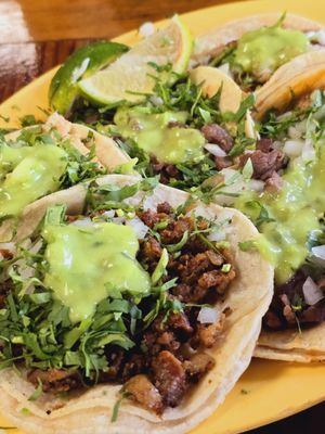 Los Guachos by null