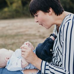 Boston Baby Nurse & Nanny - Exploring Nature with Baby