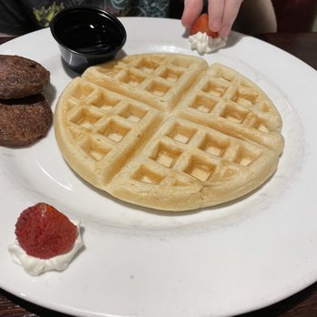 Mesquite Chop House - $10 Belgium waffle "with strawberries, whipped cream and powdered sugar" Rip off. - Steakhouses Near Me - Southaven, Mississippi Mesquite Chop House - $10 Belgium waffle "with strawberries, whipped cream and powdered sugar" Rip off. - Steakhouses Near Me - Southaven, Mississippi