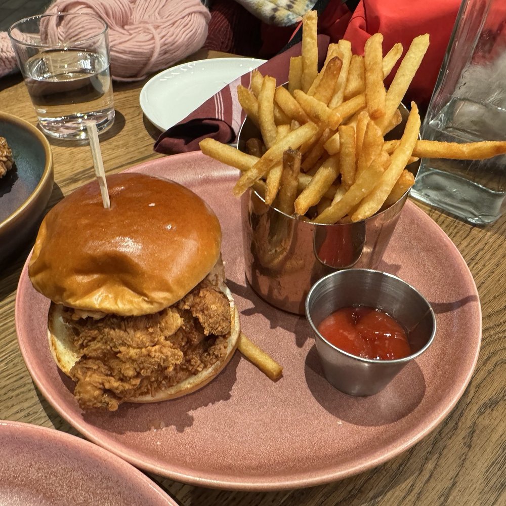 Marcus Live! Bar & Grille - Crispy Yardbird Sando - American Near Me - East Rutherford, New Jersey Marcus Live! Bar & Grille - Crispy Yardbird Sando - American Near Me - East Rutherford, New Jersey
