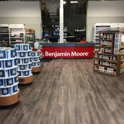 Benjamin Moore Crowfoot
