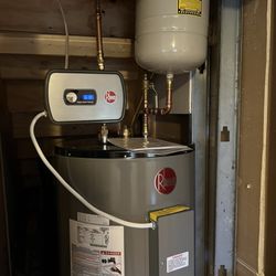 Barlow Plumbing Service - New water heater