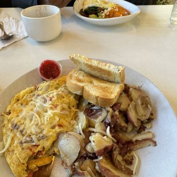 Huck House Brunchette - Breakfast & Brunch Near Me - Garden City, Idaho