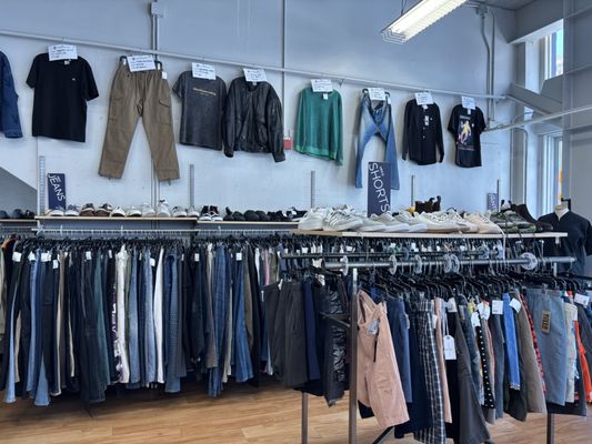 Crossroads Trading by null