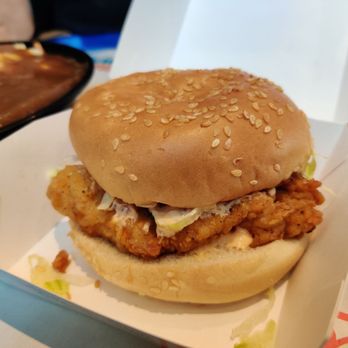 Mary Brown's - Spicy Big Mary - Chicken Shop Near Me - Mississauga, Ontario Mary Brown's - Spicy Big Mary - Chicken Shop Near Me - Mississauga, Ontario