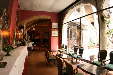 PALAU DALMASES by null