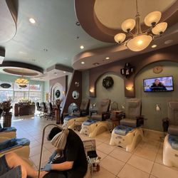 Elegant Nails & Spa