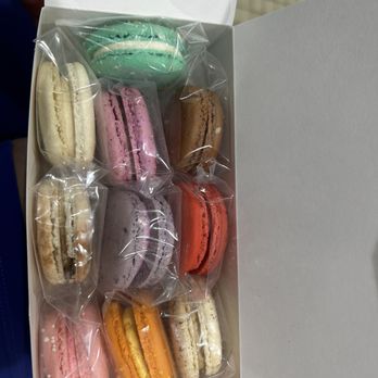 LeilaLove Macarons - 10 Macarons - Desserts Near Me - Park Ridge, Illinois