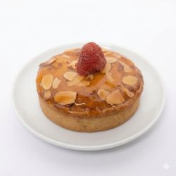 Almond Raspberry Tart
Raspberry and almonds tart.