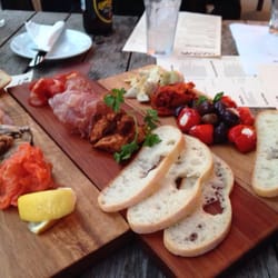 Nuvolari - Antipasto - yum!