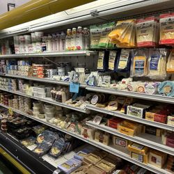 Giovanni's Produce & Grocery