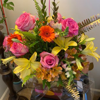 Flower Station - Birthday flower arrangement - Florists Near Me - Somerset, New Jersey