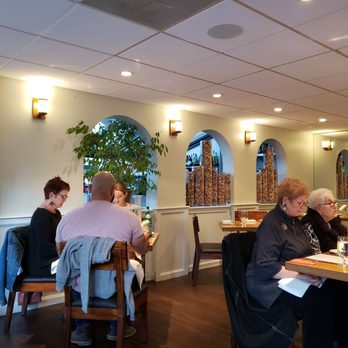 TableVine - TableVine Dining Room - Wine Bars Near Me - Sacramento, California