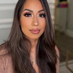 Glamour On the Go - Makeup by Jicel