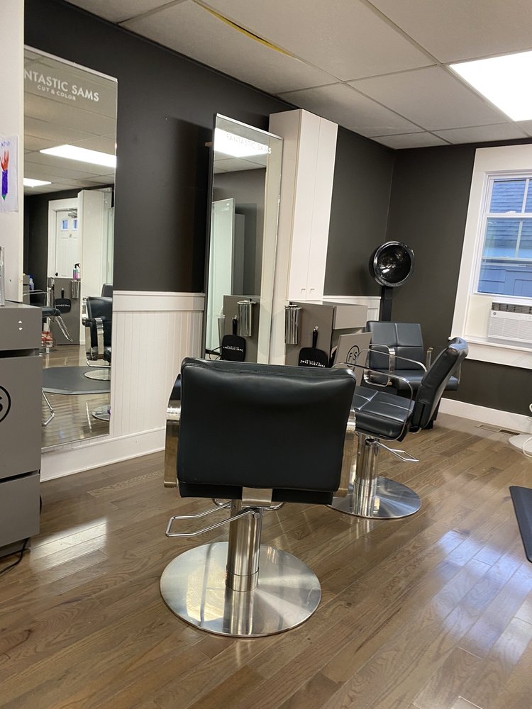 FANTASTIC SAMS CUT & COLOR Updated September 2024 18 Reviews 1046