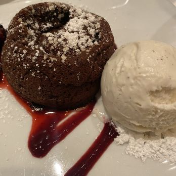 Glass House Tavern - Chocolate lava cake - American Near Me - New York, New York Glass House Tavern - Chocolate lava cake - American Near Me - New York, New York