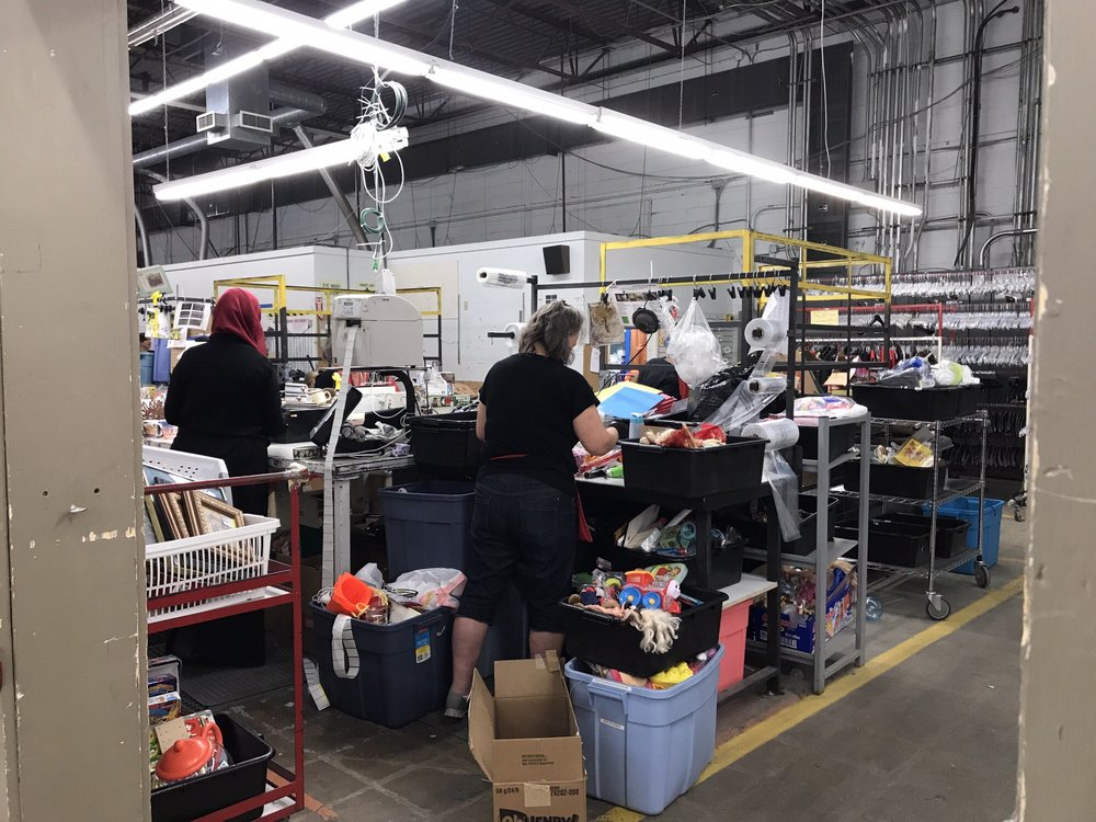 Value Village 11 Reviews Thrift Stores 1824 Bank Street