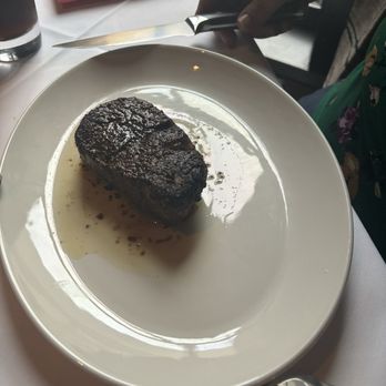 Del Frisco's Double Eagle Steakhouse - 8 ounce fillet very delicious - New American Near Me - Indianapolis, Indiana