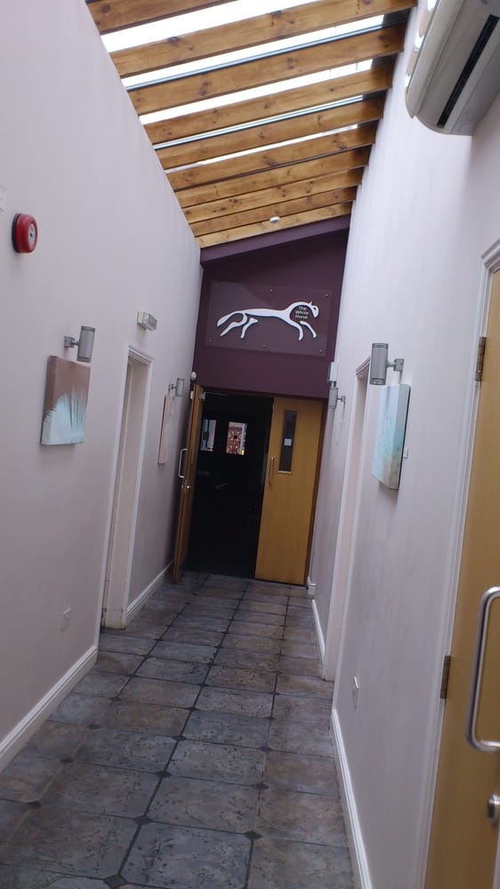 THE WHITE HORSE & NOODLE BAR Updated July 2024 12 Photos Bedford