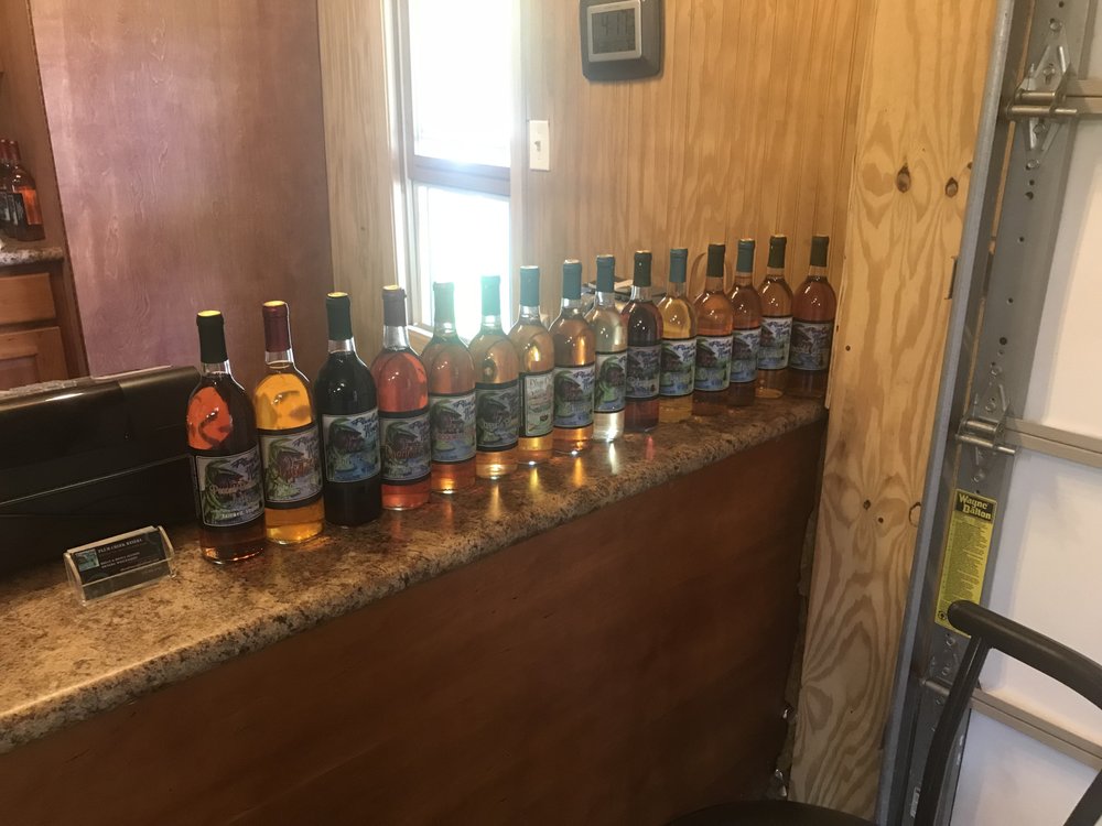 PLUMB CREEK WINERY Updated September 2024 5418 Thompson Valley Rd, Tazewell, Virginia
