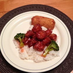 China Garden - General Tso Chicken and an egg roll! Yummy take-out!!