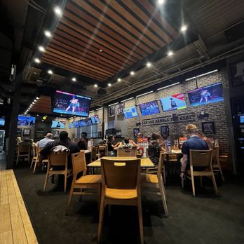 Buffalo Wild Wings - Inside - American Near Me - Santee, California