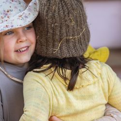 Live Oak Waldorf School - Hugs