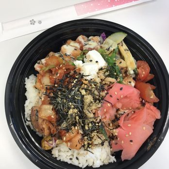 Build Yo Poke - Medium bowl with spicy salmon and spicy tuna. - Poke Near Me - Columbus, Georgia