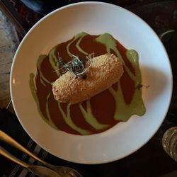 Treehouse Bar & Lounge - Beef cheek chili relleno