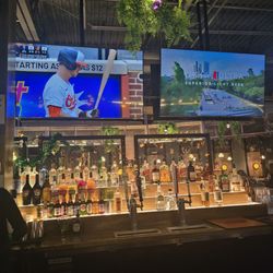 Urban Crab Shack - The bar