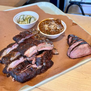 Harper Barbecue - Ribs and tri-tip plus chili - Barbeque Near Me - Costa Mesa, California Harper Barbecue - Ribs and tri-tip plus chili - Barbeque Near Me - Costa Mesa, California