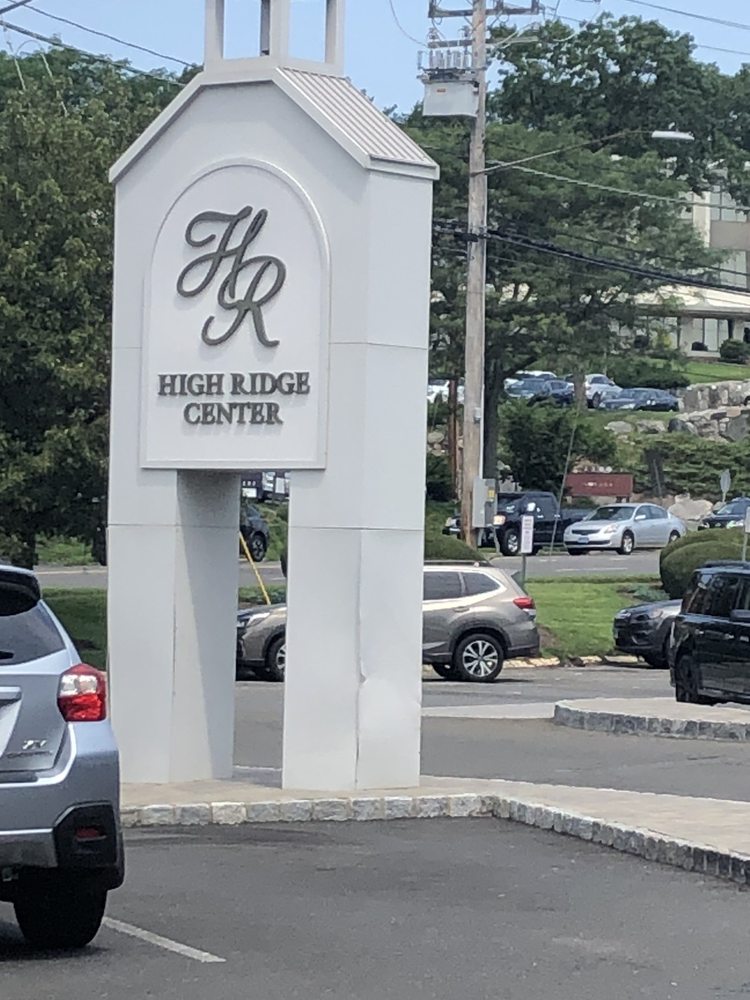 HIGH RIDGE SHOPPING CENTER Updated July 2024 137 High Ridge Rd