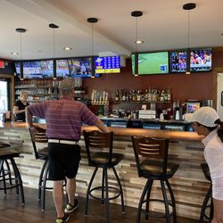 Dogleg Sports Bar And Grill - High end bar with everything you could want!