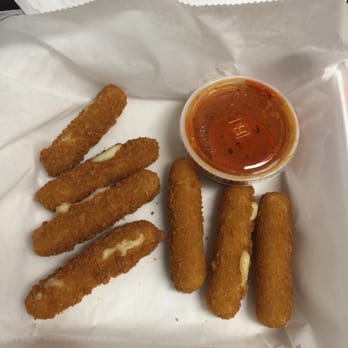 Primo Pizza NY Style - Mozzarella sticks with marinara - Pizza Near Me - Cary, North Carolina