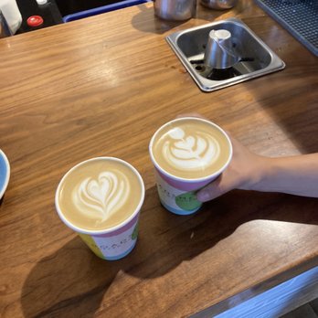 Broadsheet Coffee Roasters - lattes - Coffee & Tea Near Me - Cambridge, Massachusetts