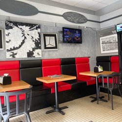 King of Chicken - Seating area