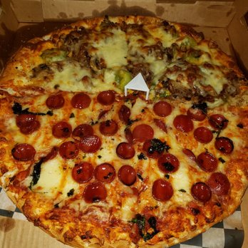 Fatman's Pizza - Our split pie - Pizza Near Me - Tonawanda, New York Fatman's Pizza - Our split pie - Pizza Near Me - Tonawanda, New York
