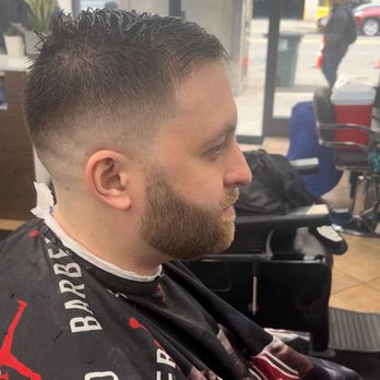 Domi York styles - Barbers Near Me - Triangle, Virginia Domi York styles - Barbers Near Me - Triangle, Virginia