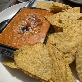SPACE 519 | The Lunchroom - Zen Queso - New American Near Me - Chicago, Illinois SPACE 519 | The Lunchroom - Zen Queso - New American Near Me - Chicago, Illinois